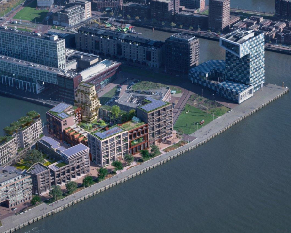 visual c02 - Babel Lloydpier Rotterdam.jpg